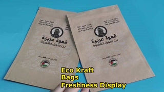 O papel Kraft ecológico levanta-se sacos com zíper para armazenamento de alimentos e display de varejo