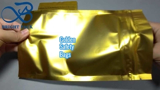 bolsa dourada com zíper à prova de crianças