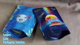 Sacos de plástico luxuosos com zíper com estampa dourada para presentes premium e embalagens de varejo de marca