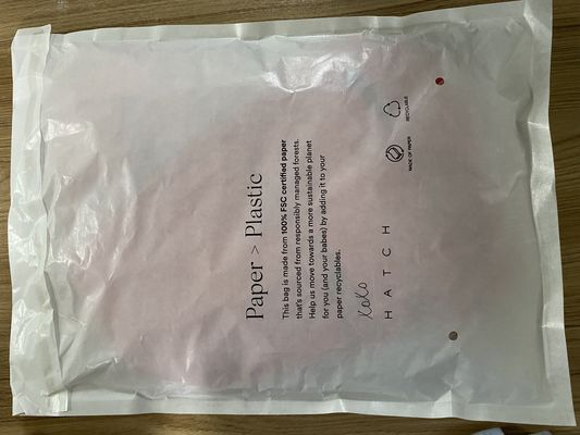 Sacos de papel biodegradáveis sustentáveis personalizados para embalagens de retalho