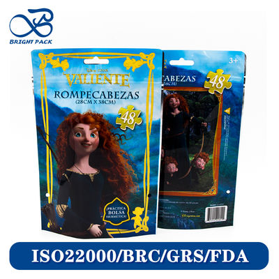 Embalagem de brinquedos com materiais biodegradáveis e não tóxicos.